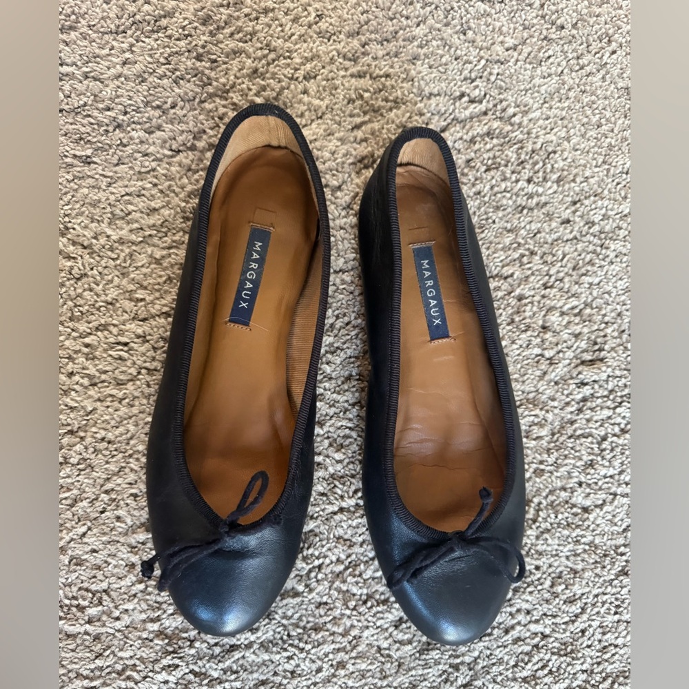 Margaux Classic Black Leather Flats
